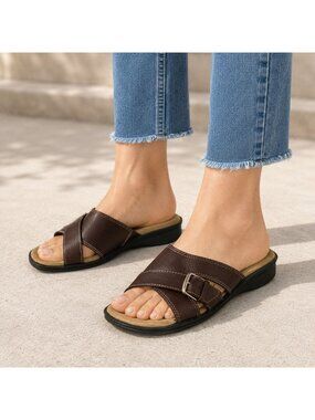 Comfort Plus By Predictions Brown Slide Sandals Womens Size 10W Slide Shoe NEW